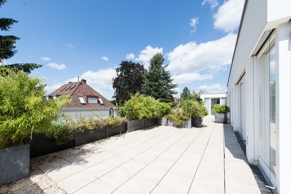 Wonderful terrace with west orientation