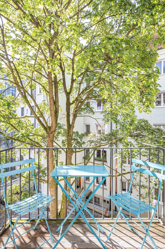 Balcony with west orientation