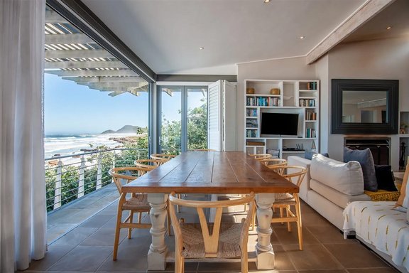 Opening window front