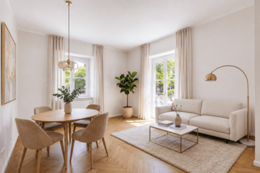 Private garden and historic building charm: Charming 3-room apartment on the Schlosskanal