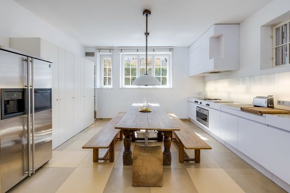 Kitchen living on the garden floor