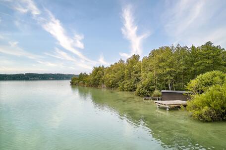 Out of the city, into the lake—your weekend getaway on Lake Wörth