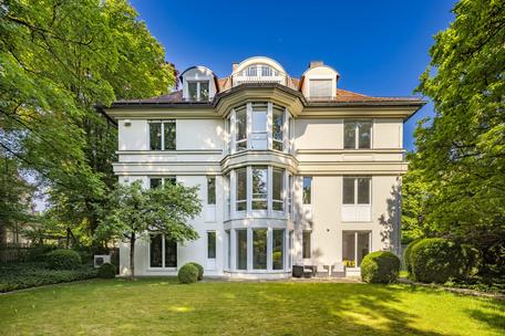 Prestigious office property in the heart of Bogenhausen