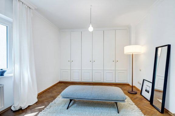 Dressing room with built-in wardrobe