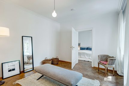 Flexible use (dressing room)