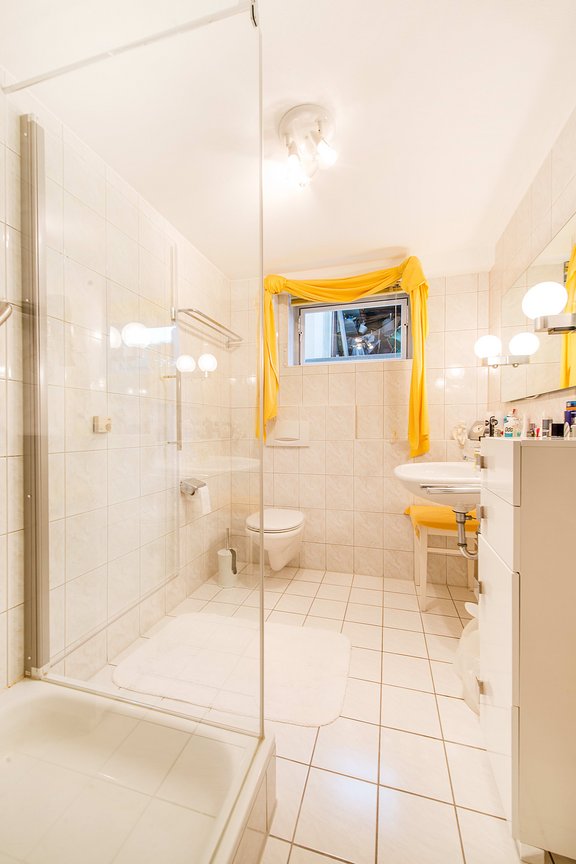 Shower room in the basement