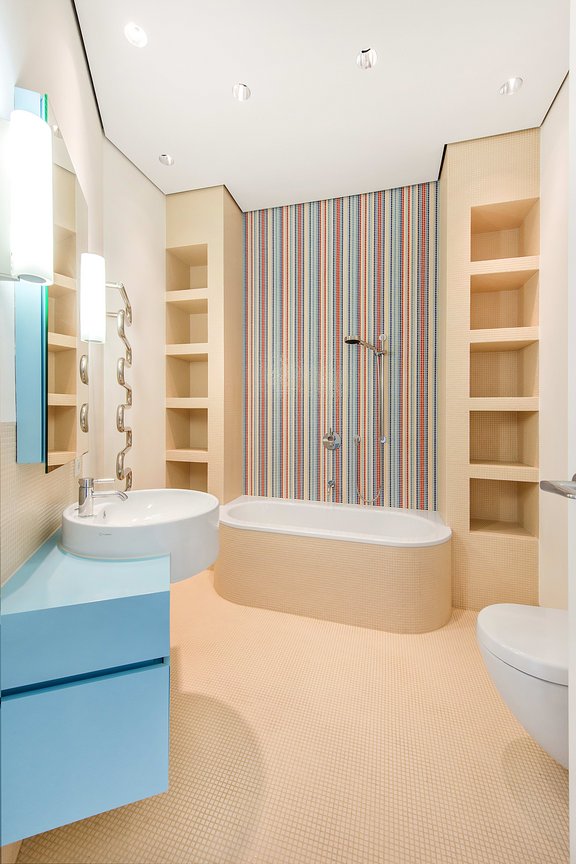 Children's bathroom with tub