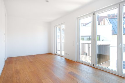 Large children's room with private balcony
