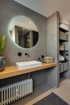 ETW 3839 - Bathroom (upper level)