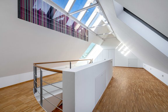 Above average room height up to approx. 4.20 m