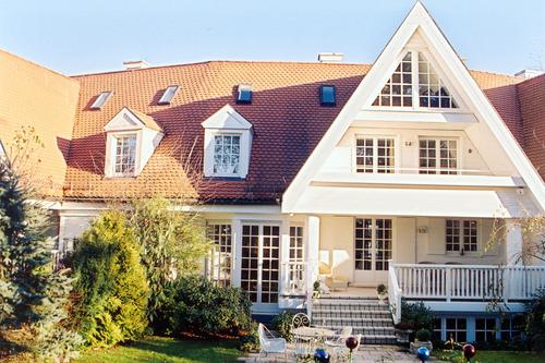 Stilvolle Architektur direkt am Isarhochufer