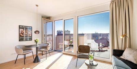 Stylish, luxuriously furnished 1-room apartment with balcony