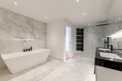 Luxurious bathroom with international hotel flair