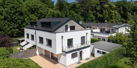 A unique investment opportunity in Starnberg: a complex comprising an apartment building and a two-family home