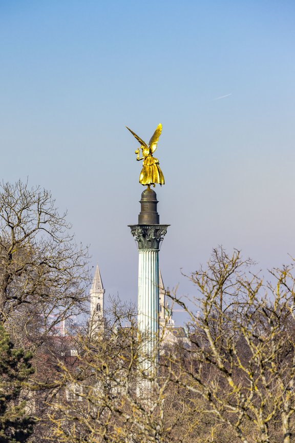 View to the peace angel