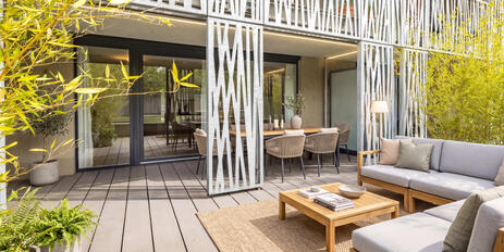 Urban living with a peaceful atmosphere: Rented 2-room apartment with a south-facing terrace
