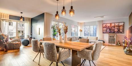 Prime urban location near the Isar: Stylish 4-room residence with designer aesthetics and sheltered loggia
