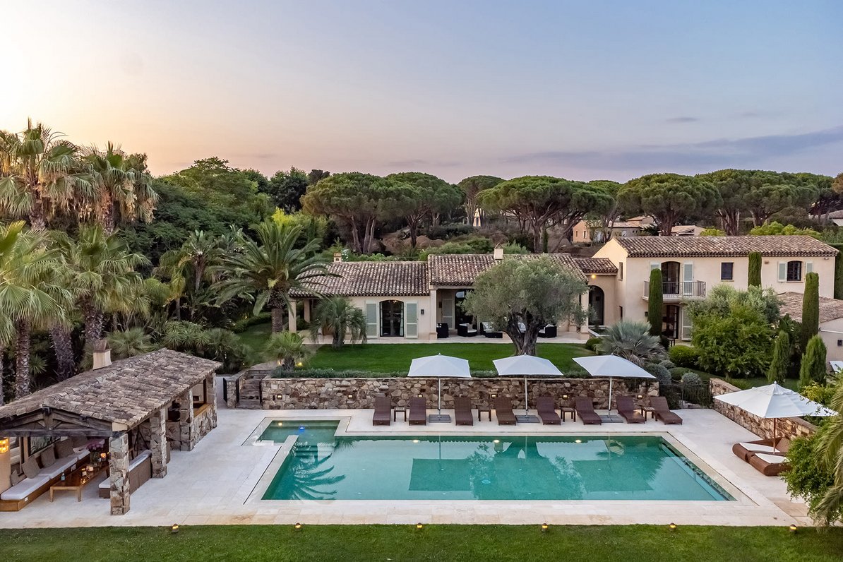 Private dream location in the green