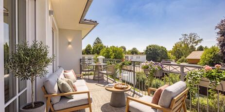 Villa Architecture Meets Design Aesthetics: Newly Built Apartment with a Rooftop Terrace