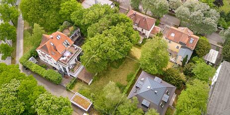Obermenzing Villa District: Attractive lot in a historic setting