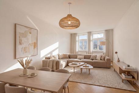 A cozy atmosphere in Neuhausen: A charming 3-bedroom city apartment with style and charm