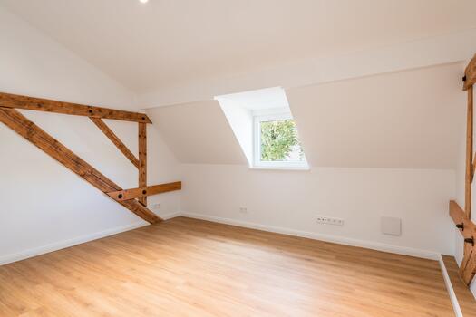 Another bedroom
