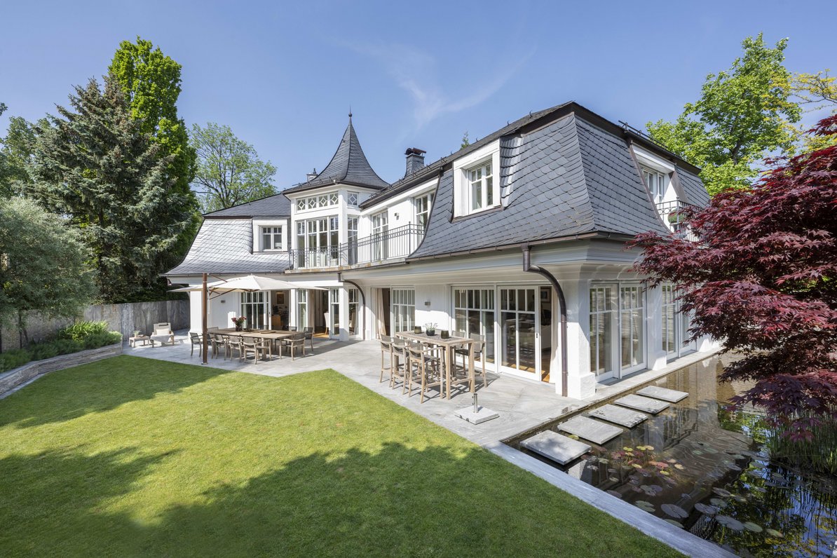 High-quality classical architecture