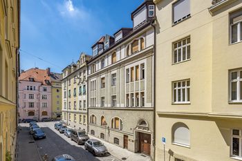 Staircase apartment house Munich